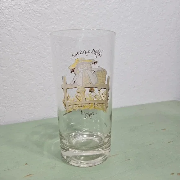 Holly Hobbie "Life's a picnic...enjoy it" Glass Cup Tumbler American Greetings - Picture 5 of 8